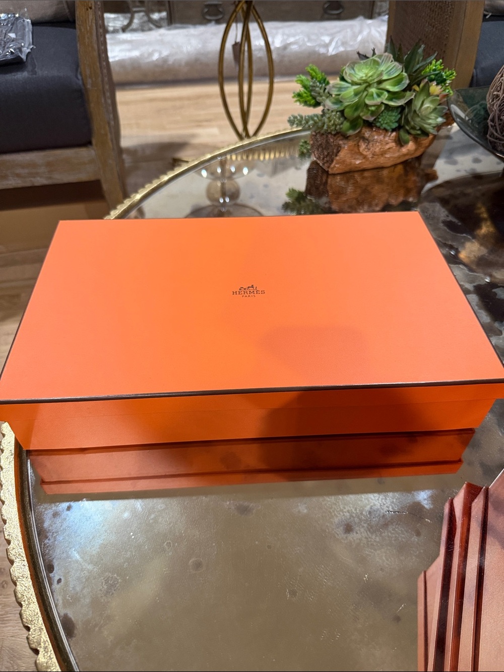 Hermès Orange Signature Box